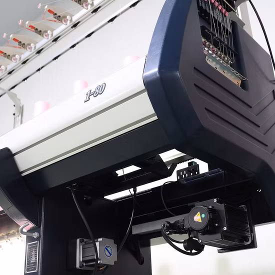 Prix ​​de machine à tricoter plat de collier informatisé de calibre 12 de tissus